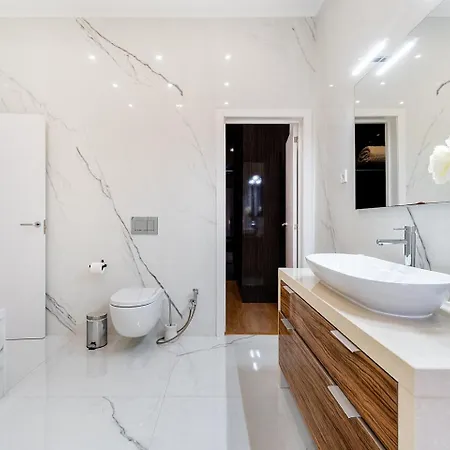 Апартаменты Whome With Easy Access